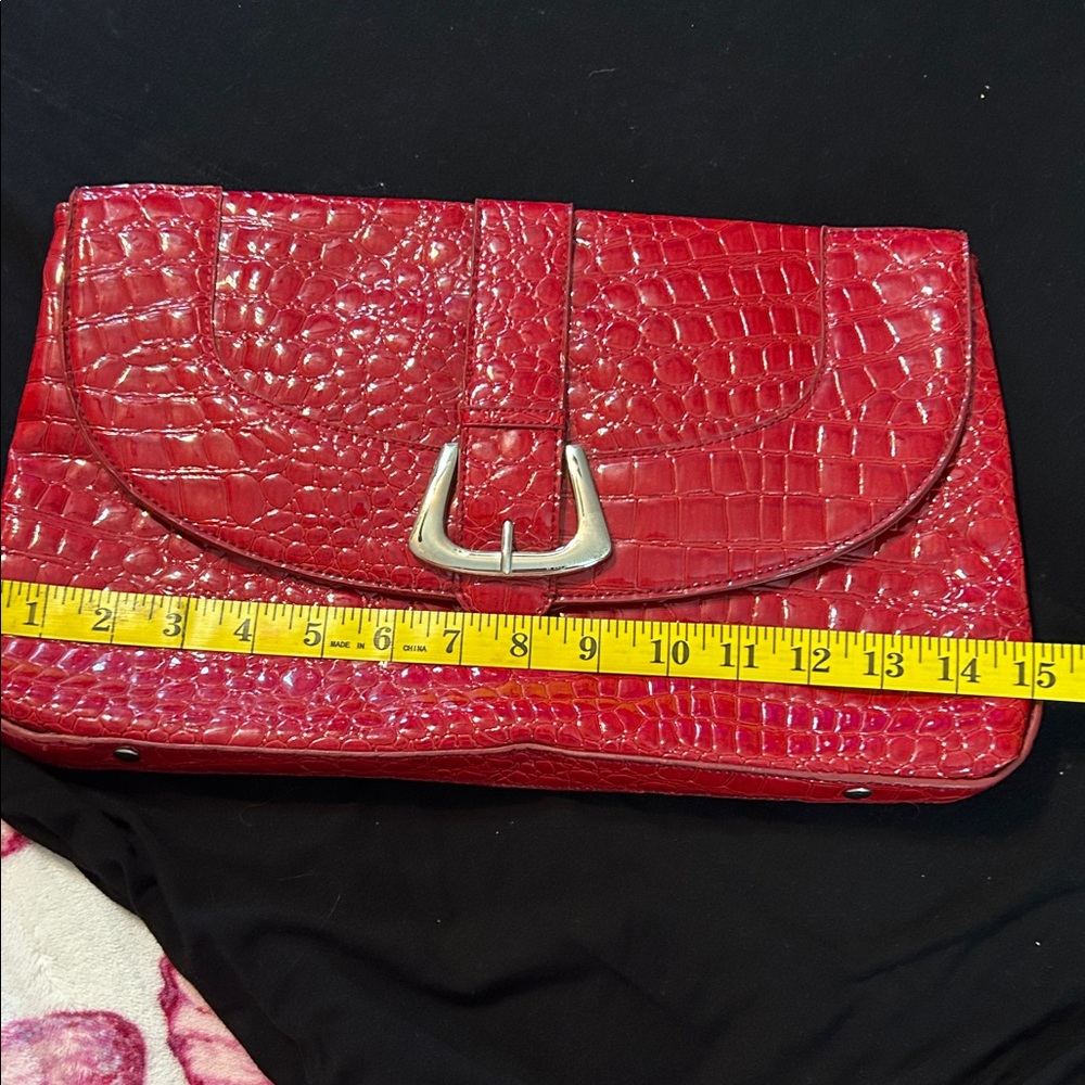 Red Embossed Bag with Script Design - Picture 6 of 7